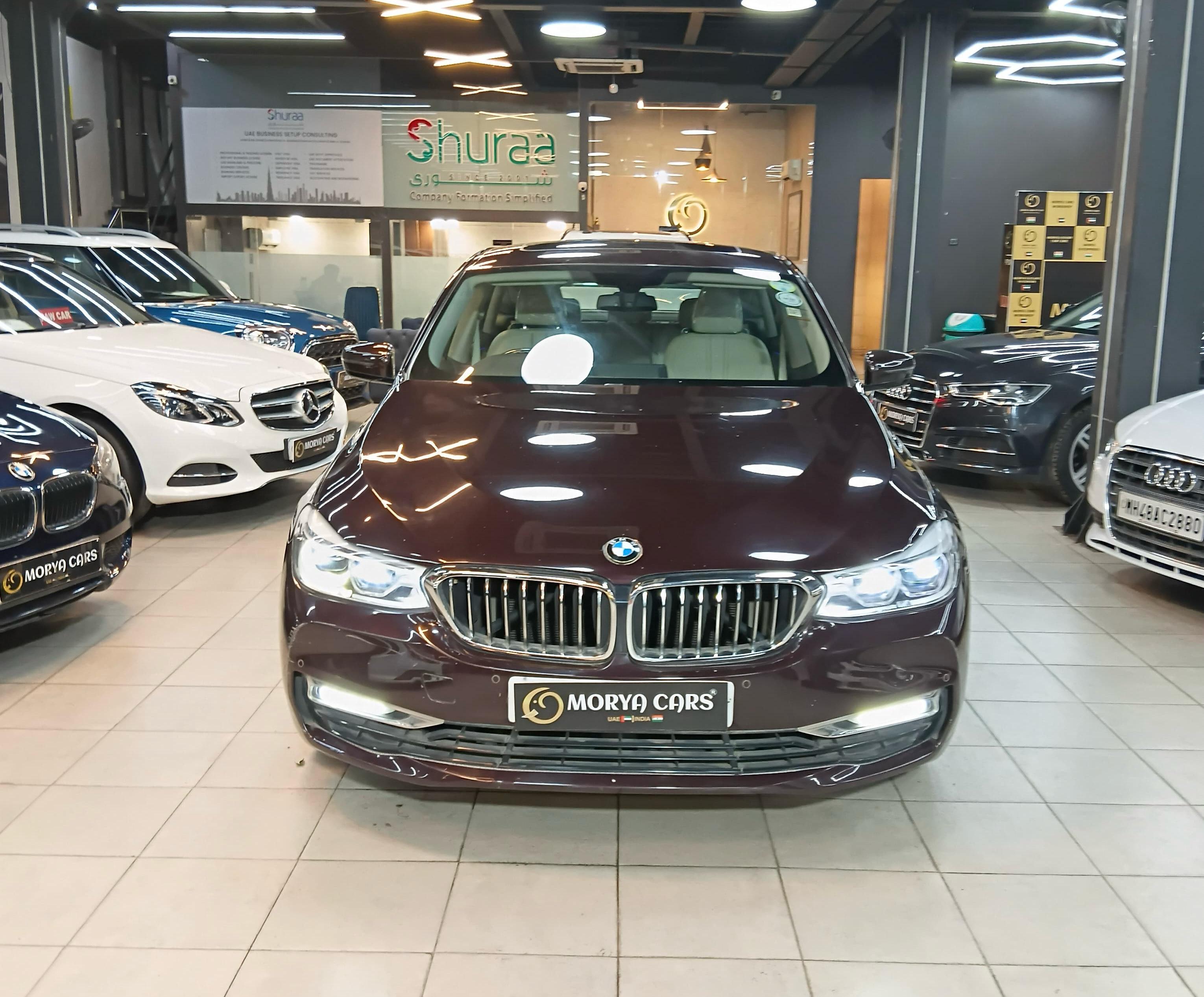 630i Luxury Line