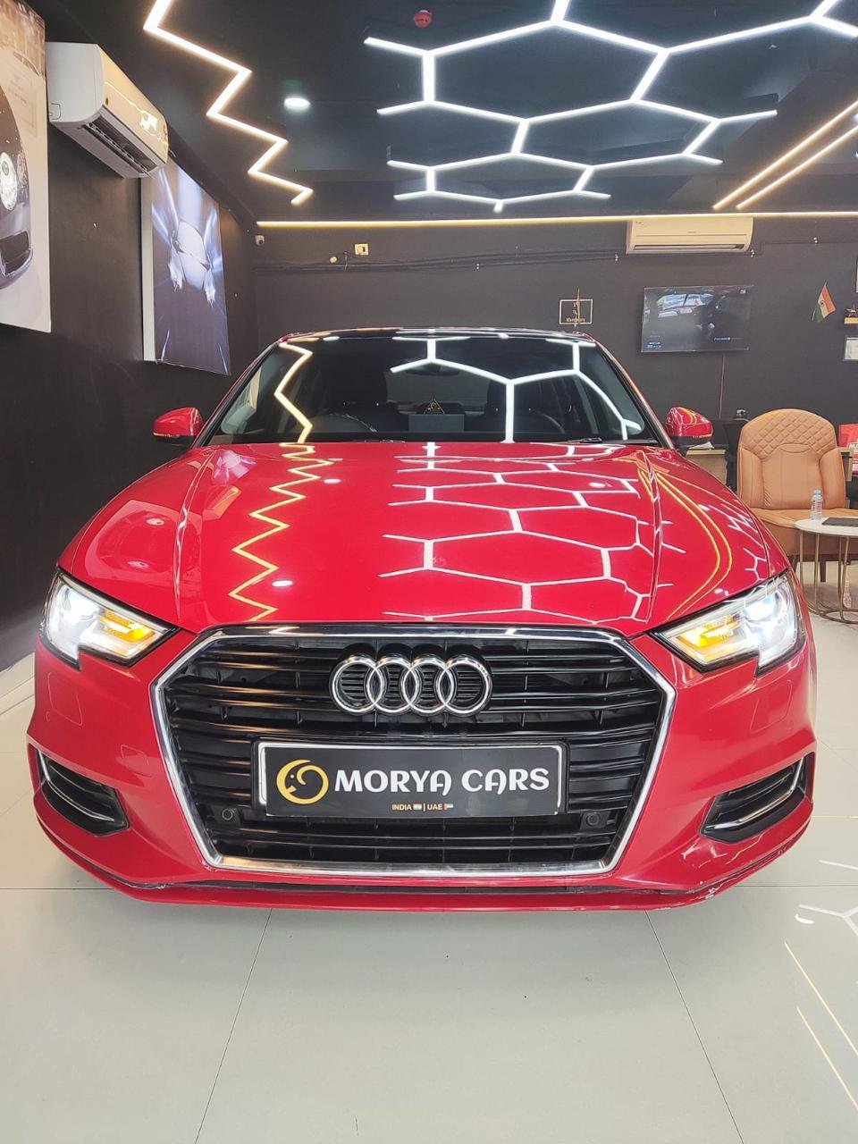 35 TFSI Premium Plus